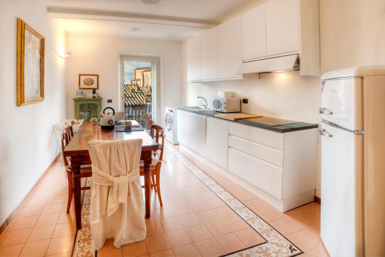 סיינה Dama Charming Apartment 100M From Piazza Del Campo מראה חיצוני תמונה